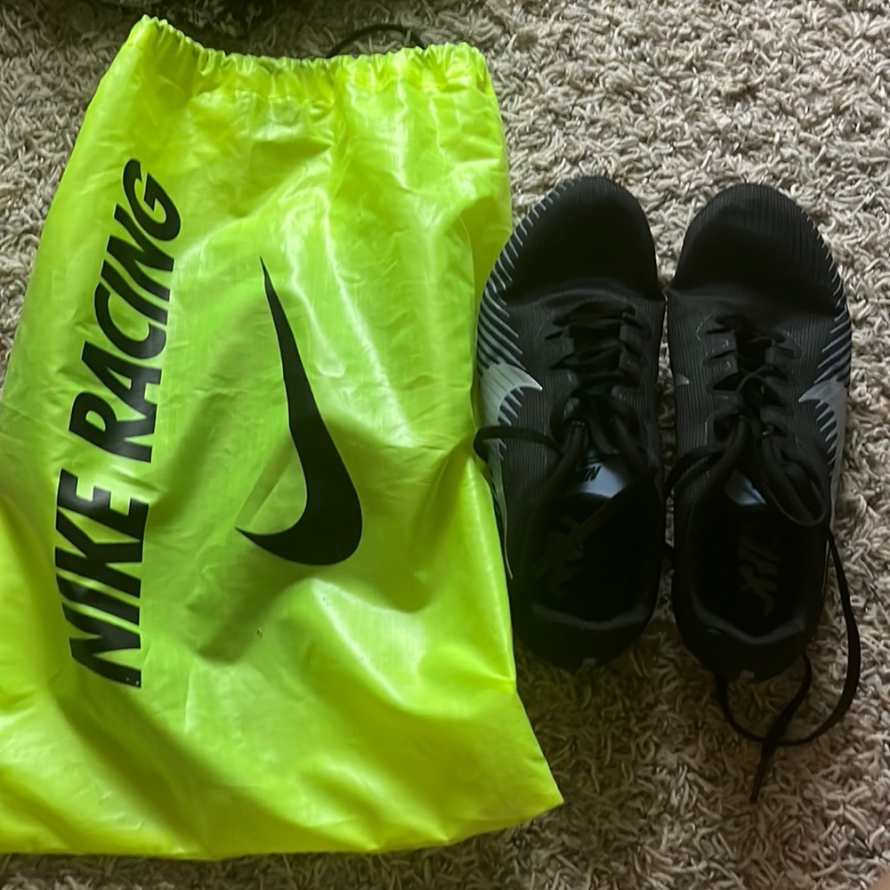 NIKE TRACK CLEATS